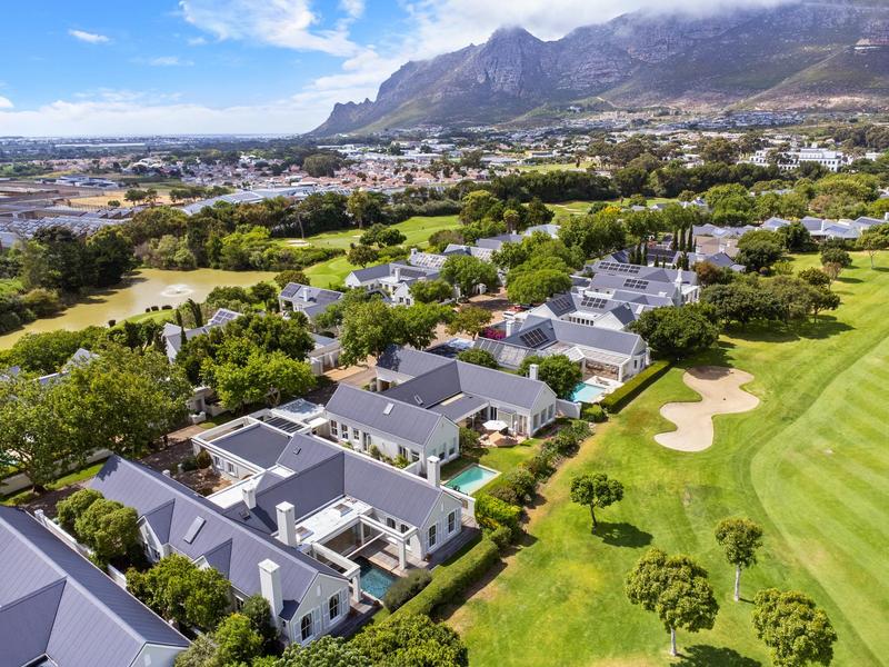 4 Bedroom Property for Sale in Steenberg Estate Western Cape